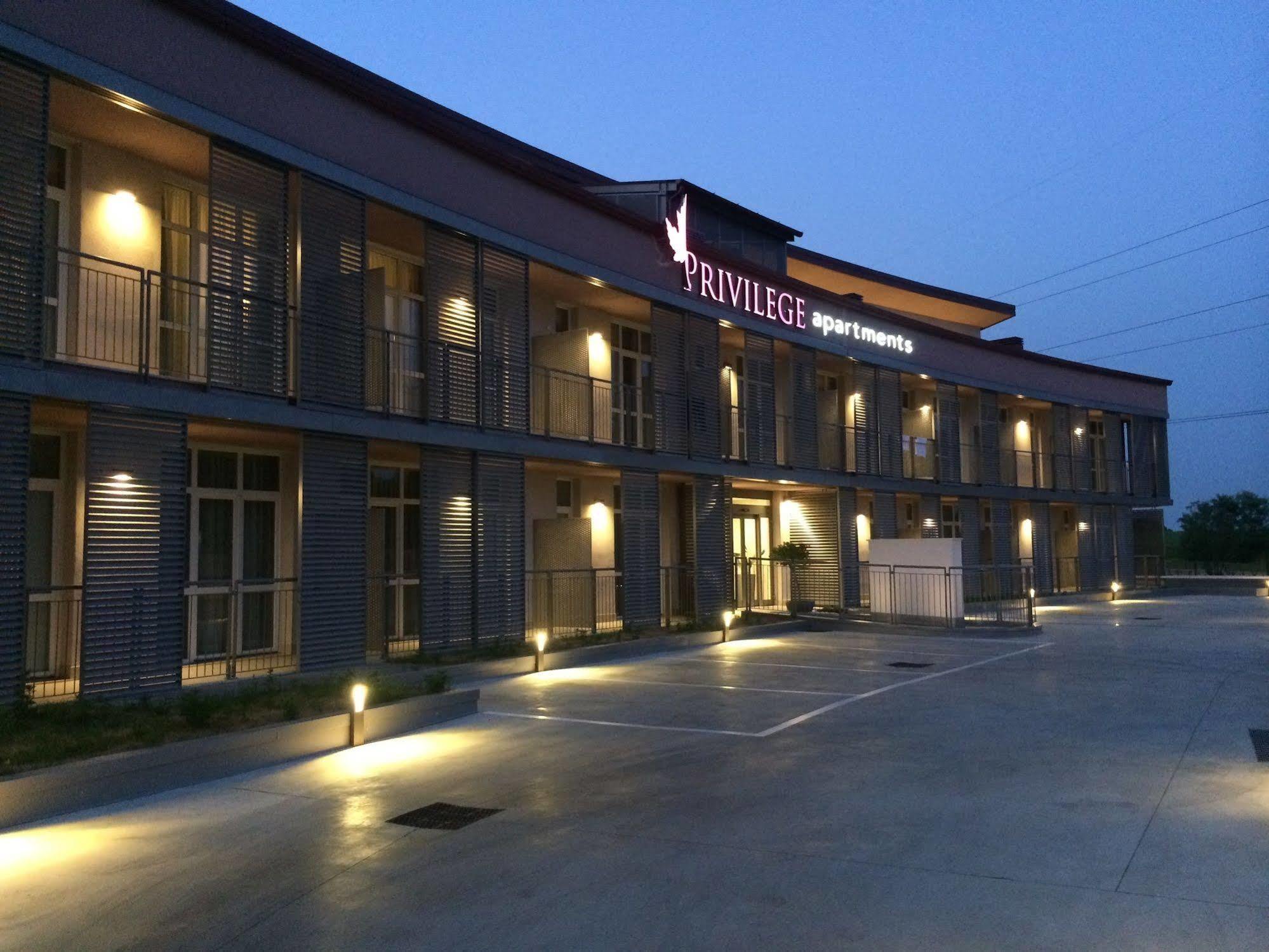 Privilege Apartments Vimercate Εξωτερικό φωτογραφία